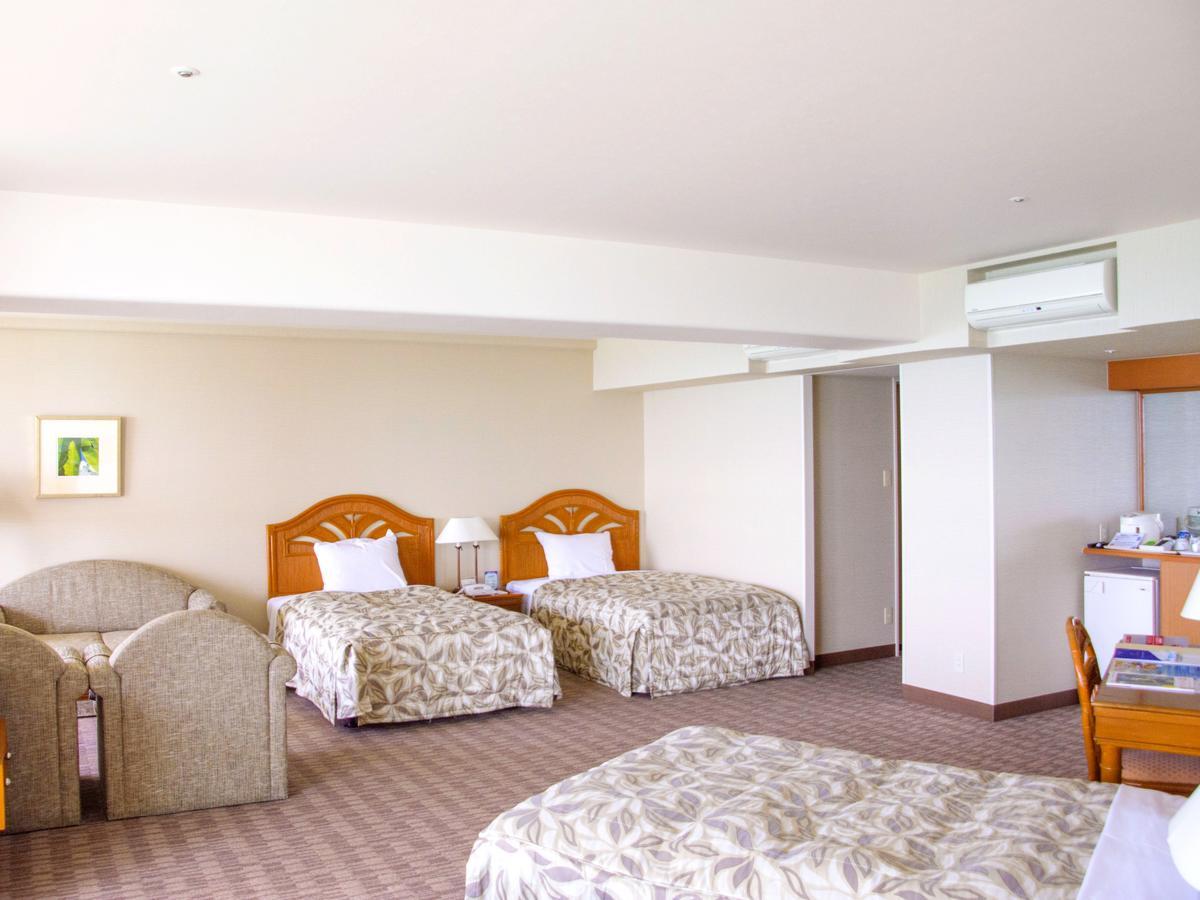 Rizzan Sea Park Hotel Tancha Bay Онна Екстериор снимка